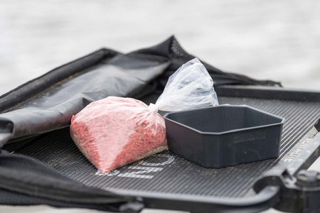 Wkładka do pudełka Preston Maggot Riddle 1,2l